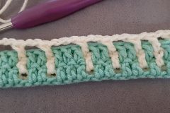 053-single-clustered-interwoven-row-2b-progress