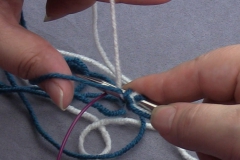 01 Prov Cast on 07 continue with making second stitch